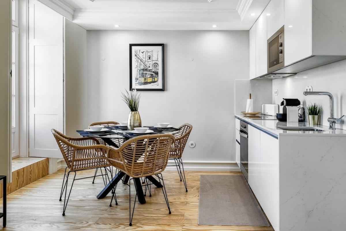 Lisbon Beautiful 2 Bedroom Apartment With Views In Rua Augusta Lisboa Екстериор снимка
