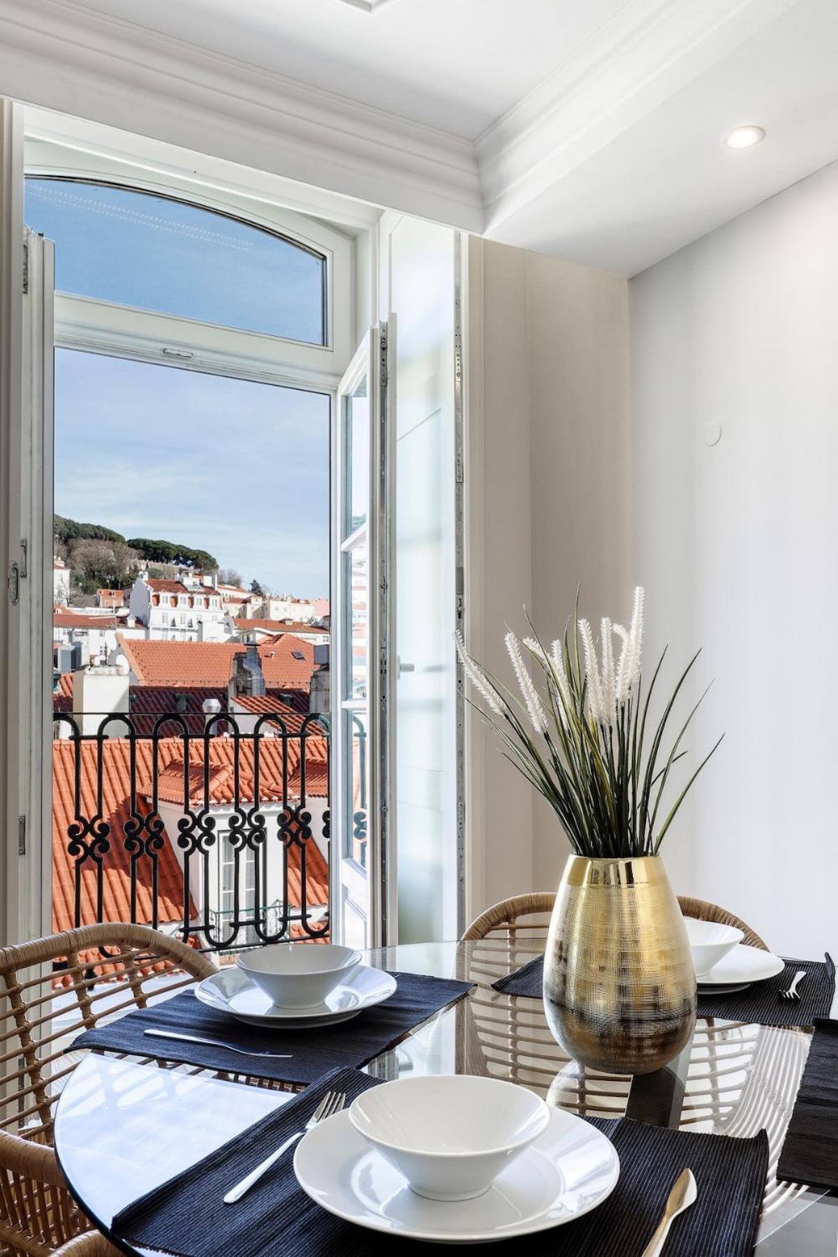 Lisbon Beautiful 2 Bedroom Apartment With Views In Rua Augusta Lisboa Екстериор снимка